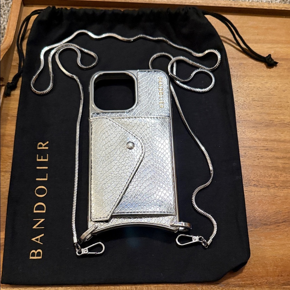Bandolier Metallic Silver Phone Case with Chain - Picture 3 of 3